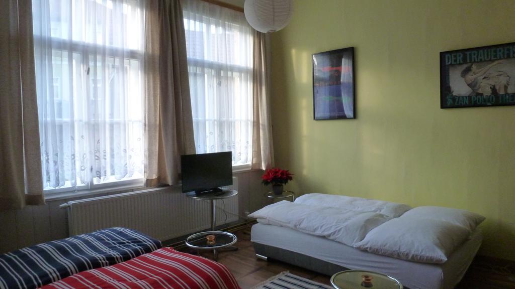 Apartament Alte Schule Tambach-Dietharz Pokój zdjęcie