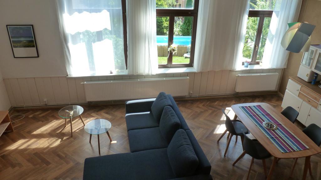 Apartament Alte Schule Tambach-Dietharz Zewnętrze zdjęcie